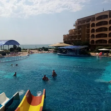 студио релакс, Apartment Aheloy