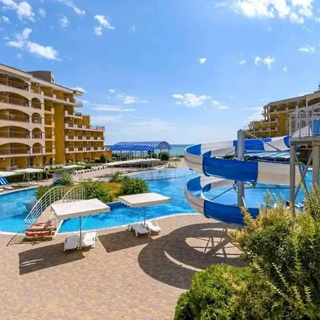 Apartment студио релакс, *
